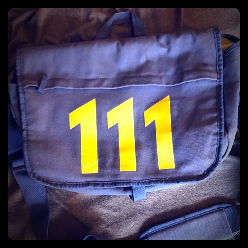 Vault 111 Fallout 4 Messenger Bag